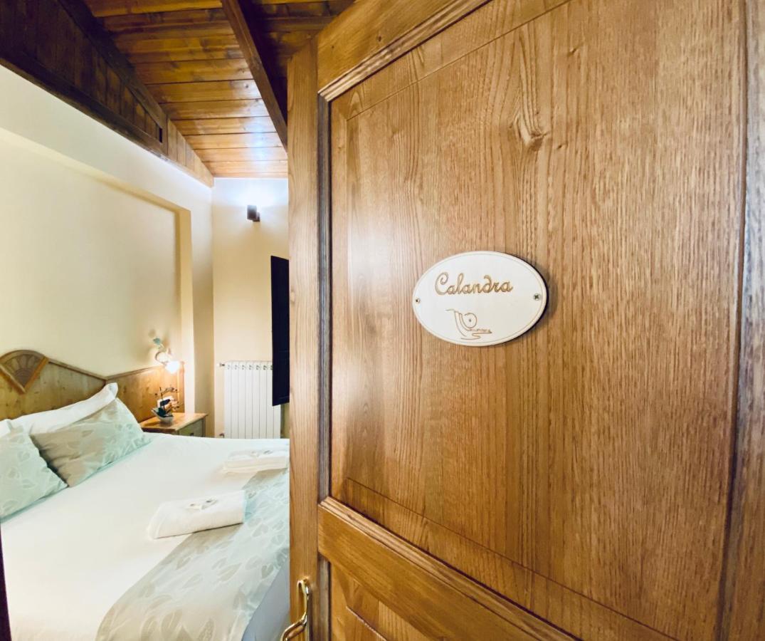 Campagna Waterfalls View Suites 外观 照片